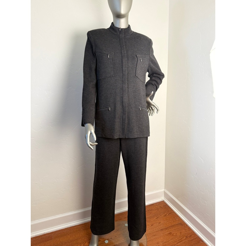 St John Collection by Marie Gray Knit Zipper Jacket Pants Suit Set Charcoal 8‎